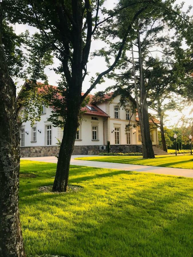 Lesny Dwor Hotel Suleczyno Exterior photo